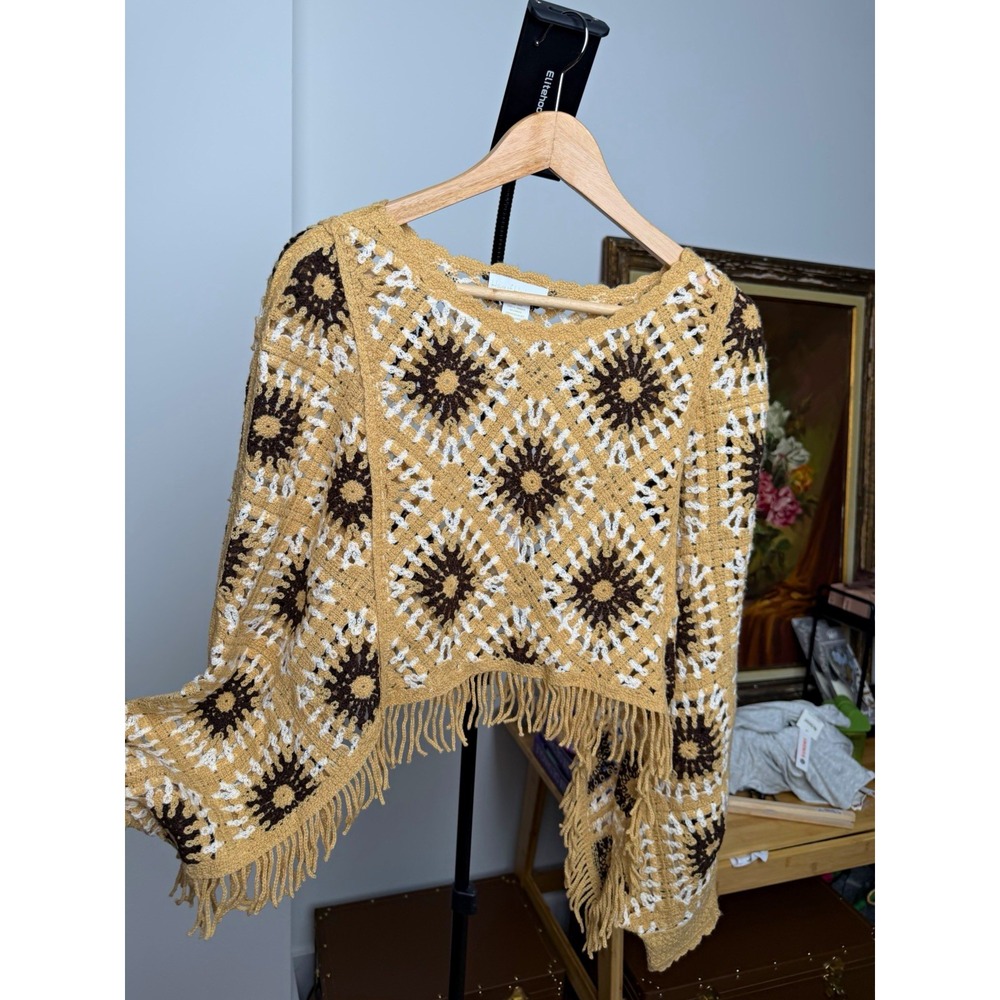 House of Harlow 1960 Women's One Size Crochet Fringe Geometric Sweater Tan